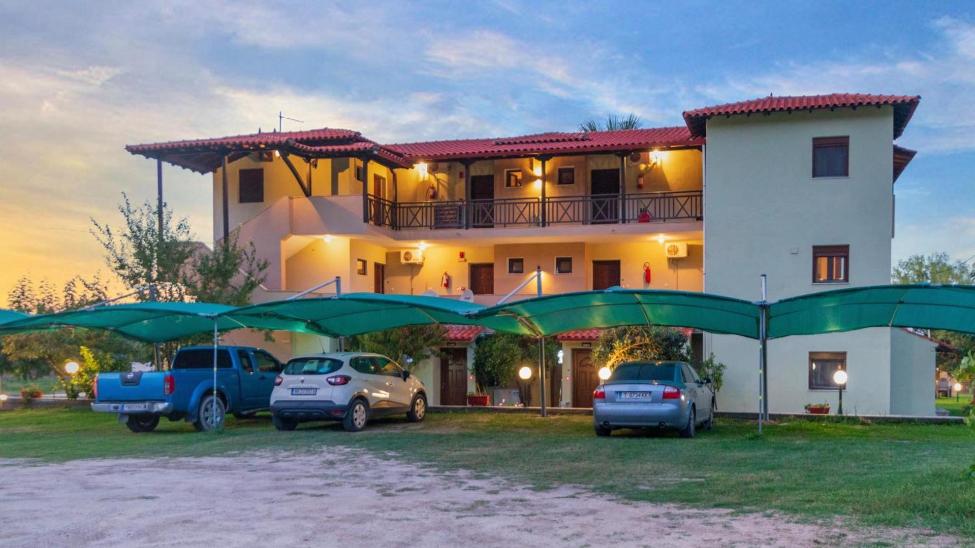 Katerina-Maria Studios & Apartments Vourvourou Exterior photo